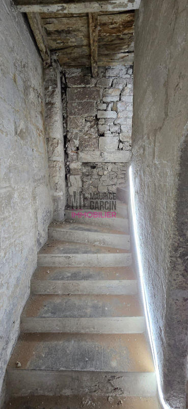 Maison - 200 m² - 6 pièces