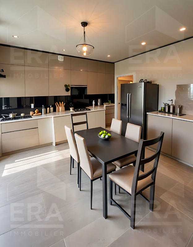 Maison - 111 m² - 6 pièces