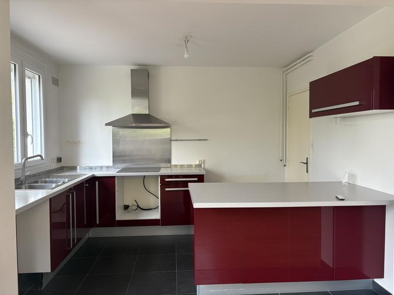 Maison traditionnelle - 125 m² - 6 pièces