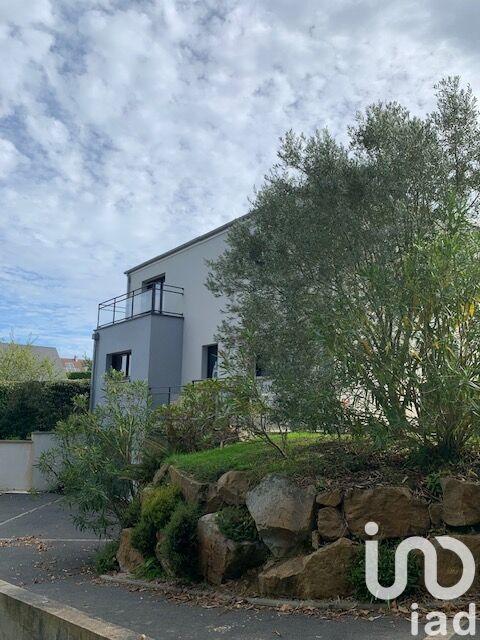 Maison de maîtres - 146 m² - 6 pièces