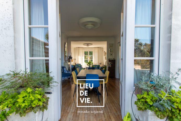 Maison ancienne - 203 m² - 7 pièces