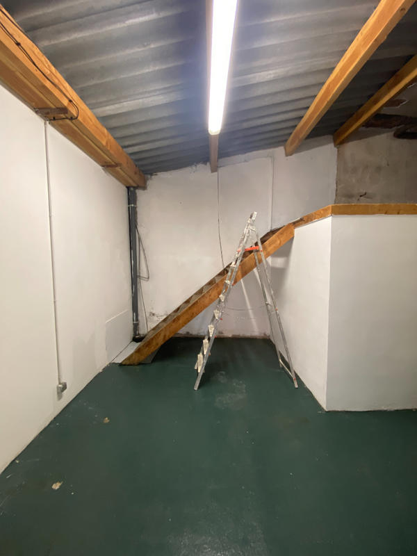 Local commercial - 92 m² - 2 pièces