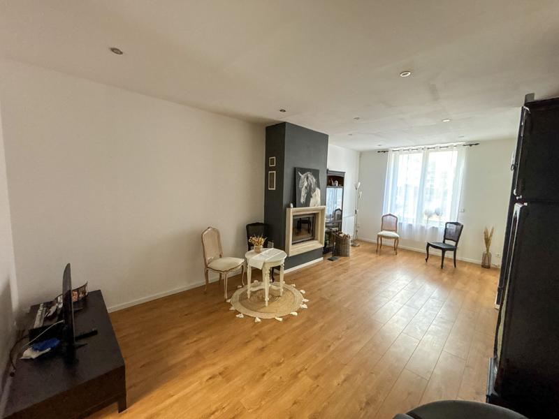 Maison - 98 m² - 4 pièces