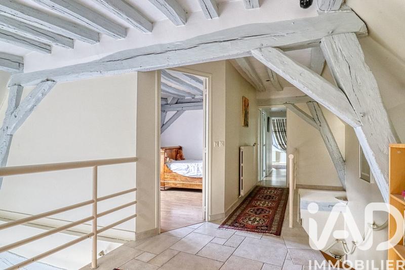 Maison - 376 m² - 9 pièces