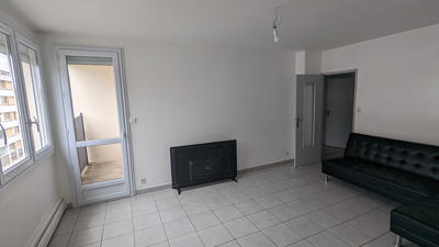 Appartement - 75 m² - 4 pièces