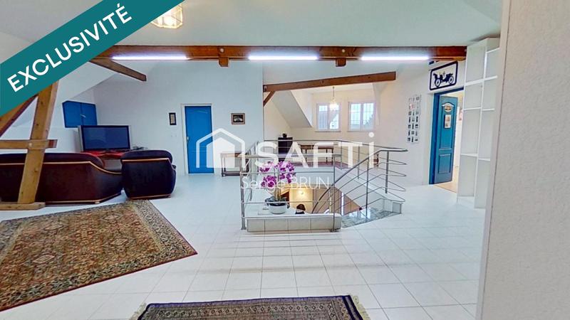 Maison - 488 m² - 8 pièces