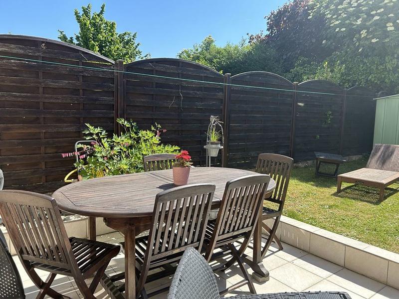 Maison traditionnelle - 115 m² - 7 pièces