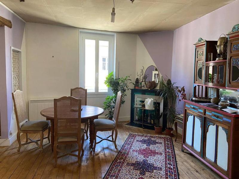 Maison ancienne - 147 m² - 9 pièces