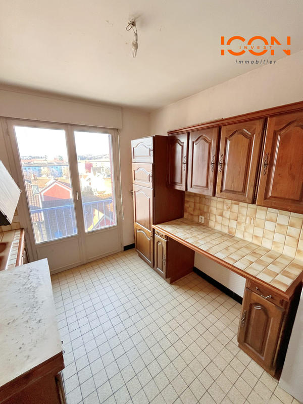 Appartement - 93 m² - 4 pièces