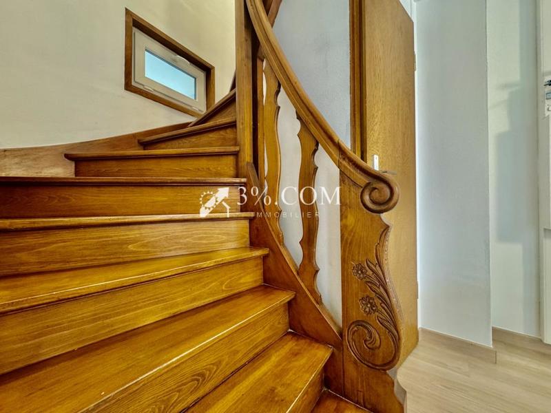 Duplex - 121 m² - 5 pièces