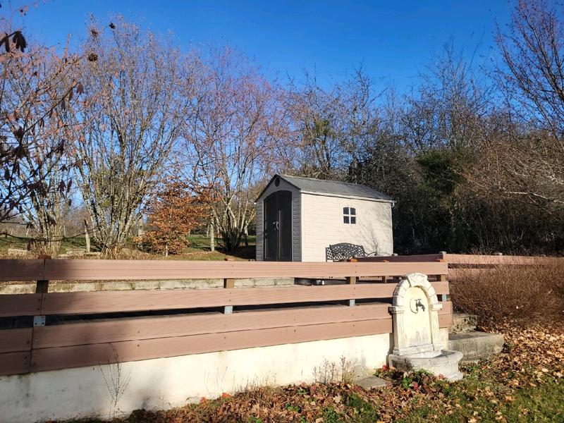 Maison - 240 m² - 8 pièces