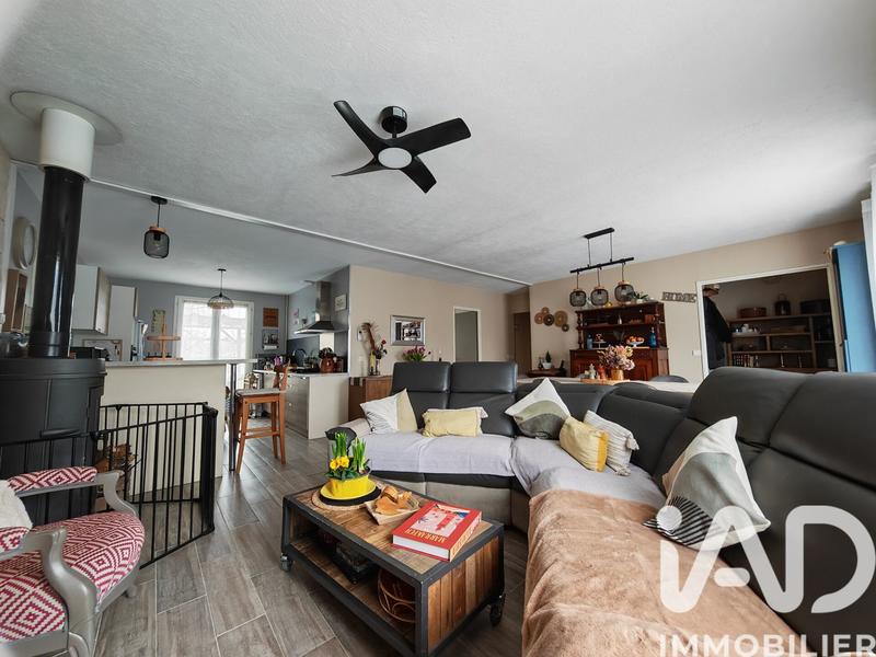 Maison - 98 m² - 5 pièces