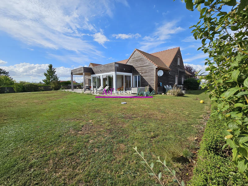 Villa - 246 m² - 15 pièces