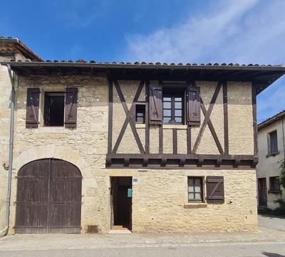 Maison de village - 99 m² - 4 pièces