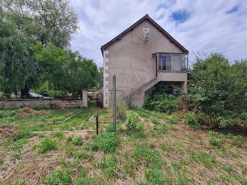 Maison - 93 m² - 4 pièces