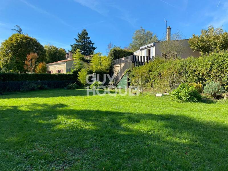 Maison de bourg - 120 m² - 3 pièces