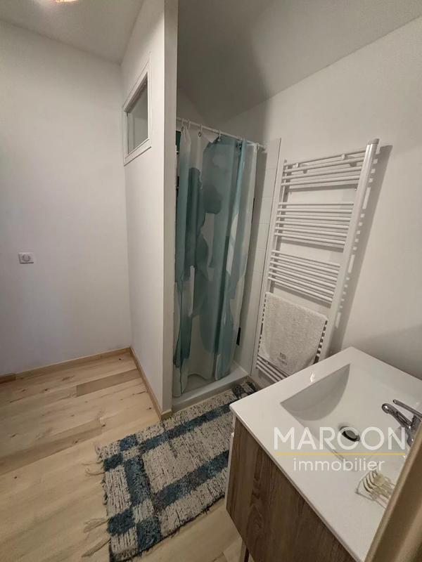 Maison - 191 m² - 3 pièces