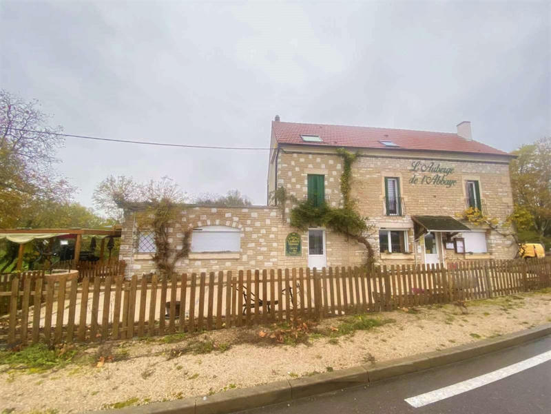 Local commercial - 381 m² - 11 pièces