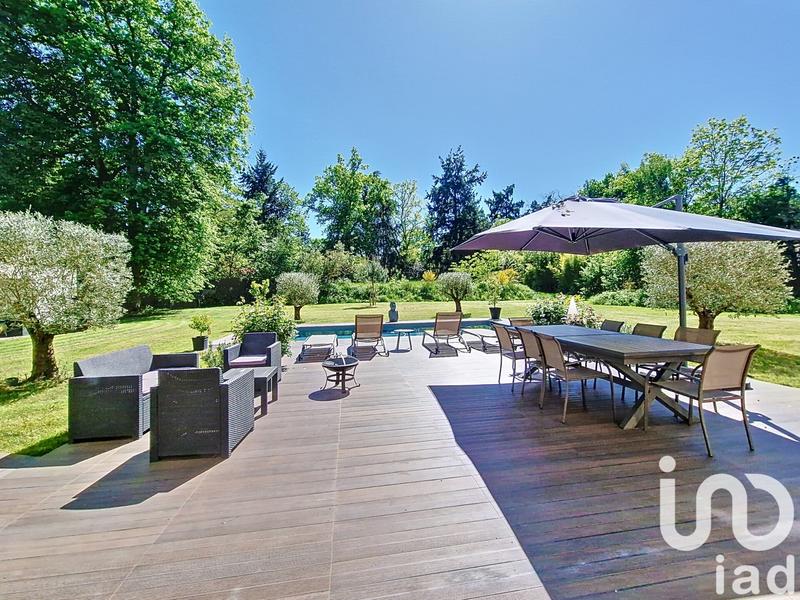 Maison de maîtres - 262 m² - 8 pièces