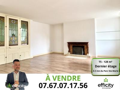 Appartement - 128 m² - 5 pièces