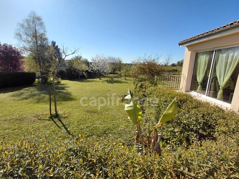Villa - 295 m² - 8 pièces