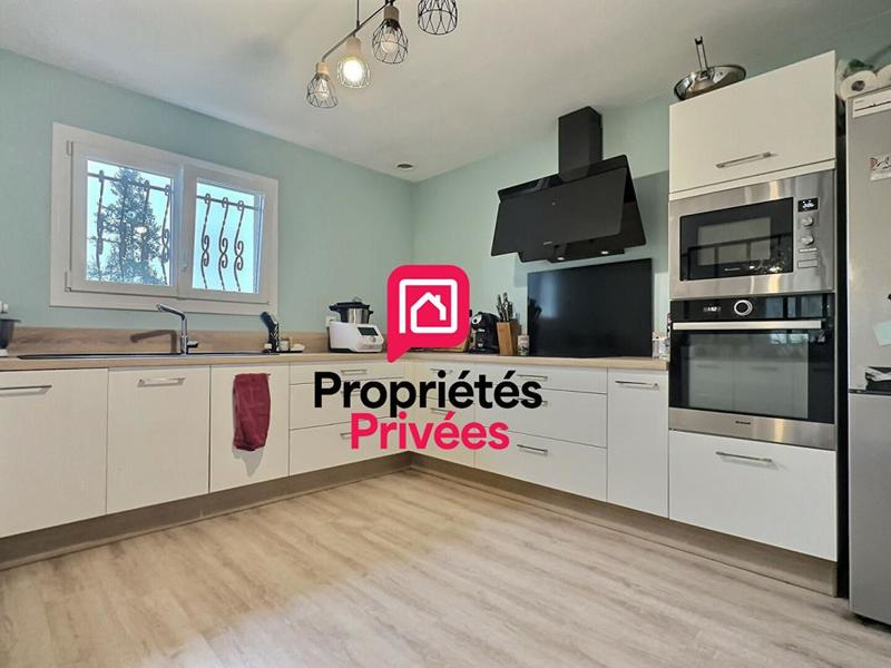 Maison - 162 m² - 6 pièces