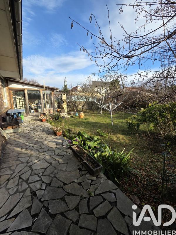 Maison - 110 m² - 5 pièces