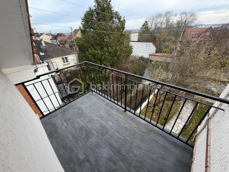 Maison - 156 m² - 6 pièces