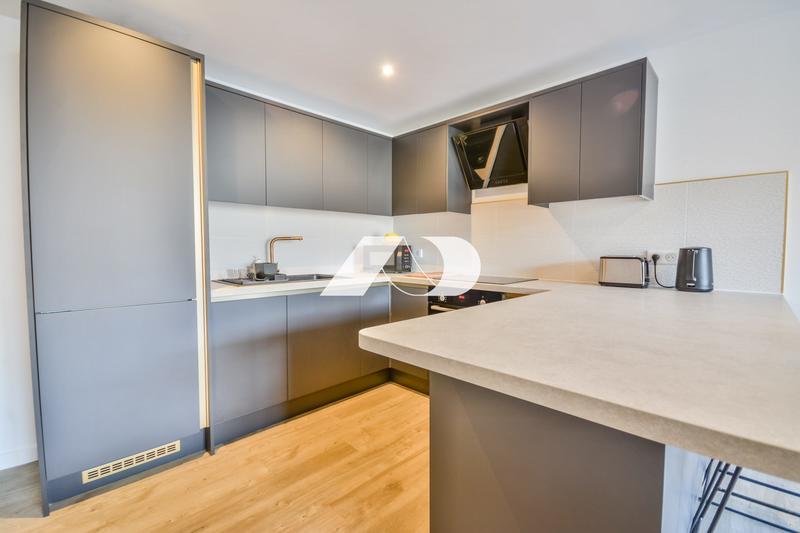 Appartement - 81 m² - 4 pièces