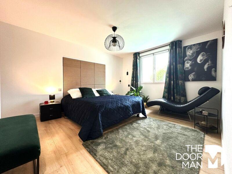 Maison - 190 m² - 6 pièces