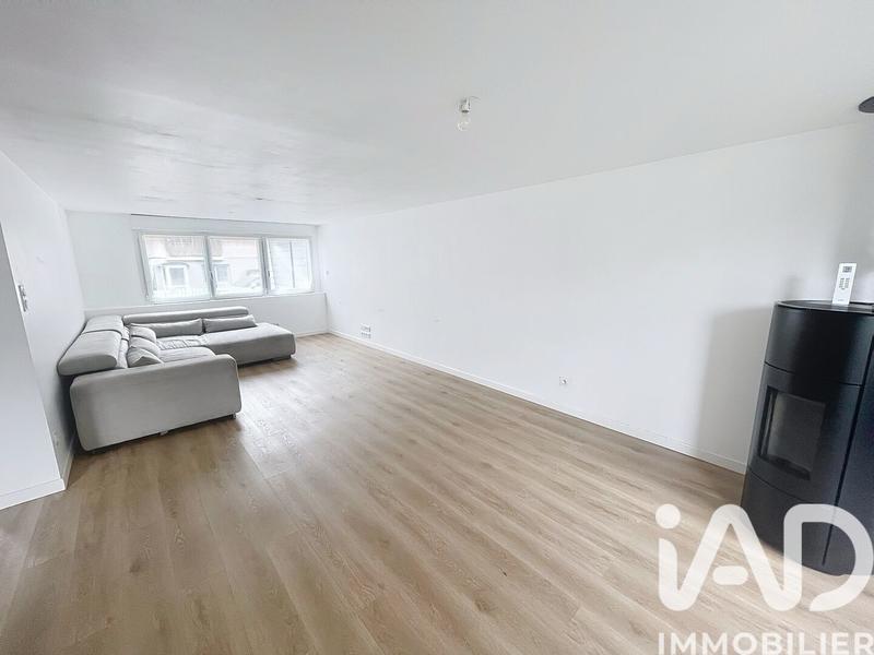 Maison - 93 m² - 5 pièces