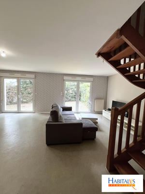 Maison traditionnelle - 91 m² - 4 pièces