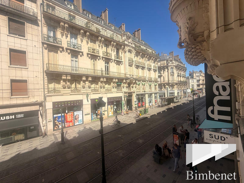 Appartement - 85 m² - 4 pièces