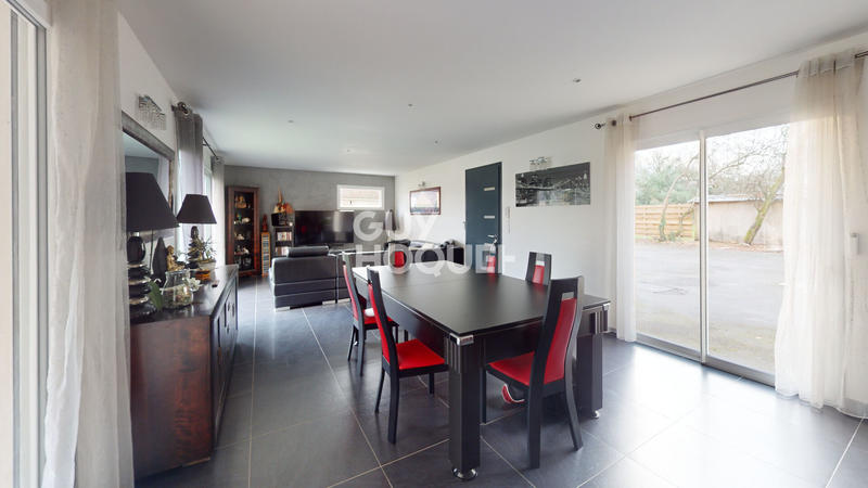 Maison - 157 m² - 6 pièces