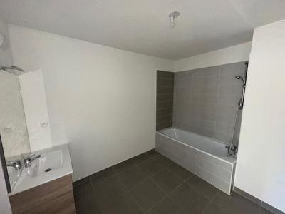 Appartement - 79 m² - 3 pièces