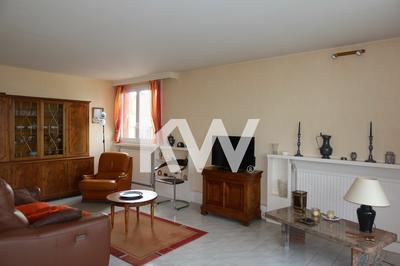 Appartement - 104 m² - 5 pièces