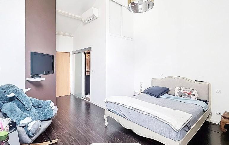 Villa - 320 m² - 7 pièces