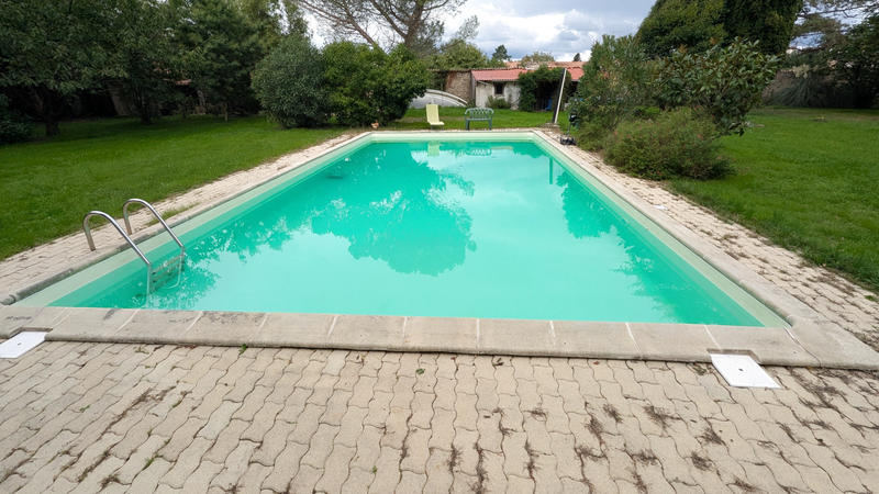 Maison - 202 m² - 8 pièces