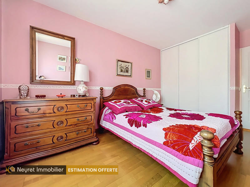 Appartement - 104 m² - 4 pièces