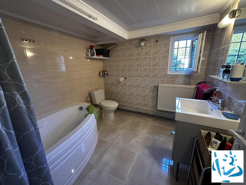 Maison - 123 m² - 6 pièces