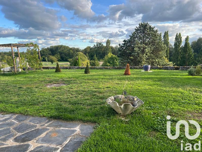 Maison - 201 m² - 7 pièces