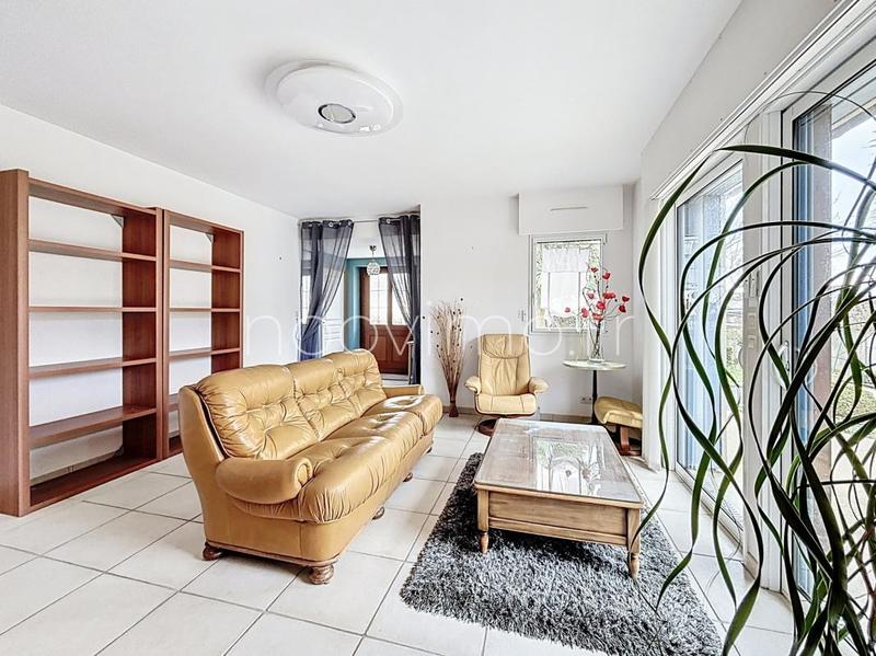 Maison - 288 m² - 8 pièces