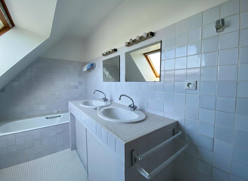 Maison traditionnelle - 130 m² - 5 pièces