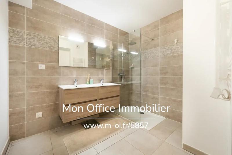 Appartement - 75 m² - 4 pièces