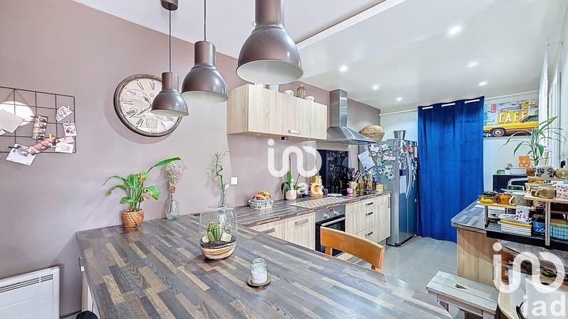 Maison - 100 m² - 6 pièces