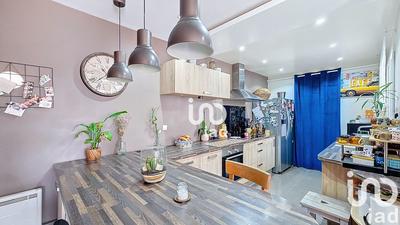 Maison - 100 m² - 6 pièces