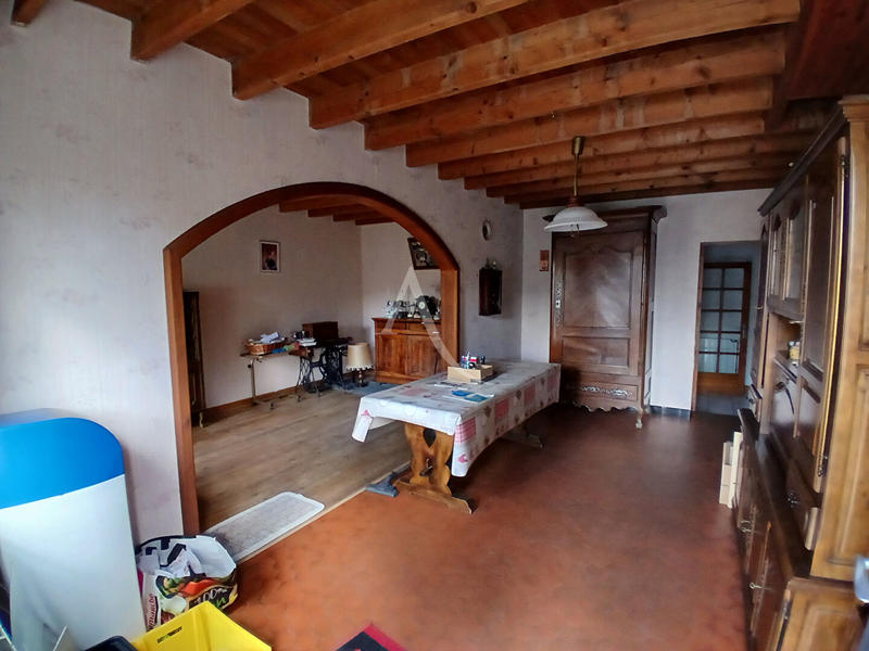 Maison - 102 m² - 5 pièces