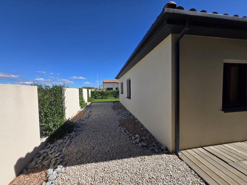 Maison - 80 m² - 4 pièces