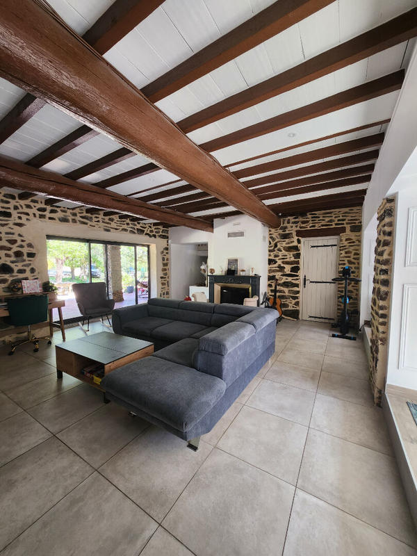 Demeure - 194 m² - 7 pièces