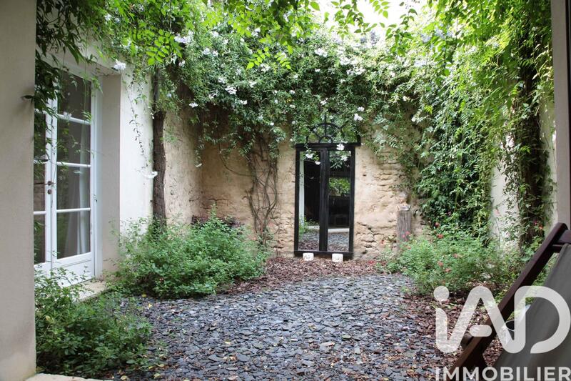 Maison - 180 m² - 7 pièces